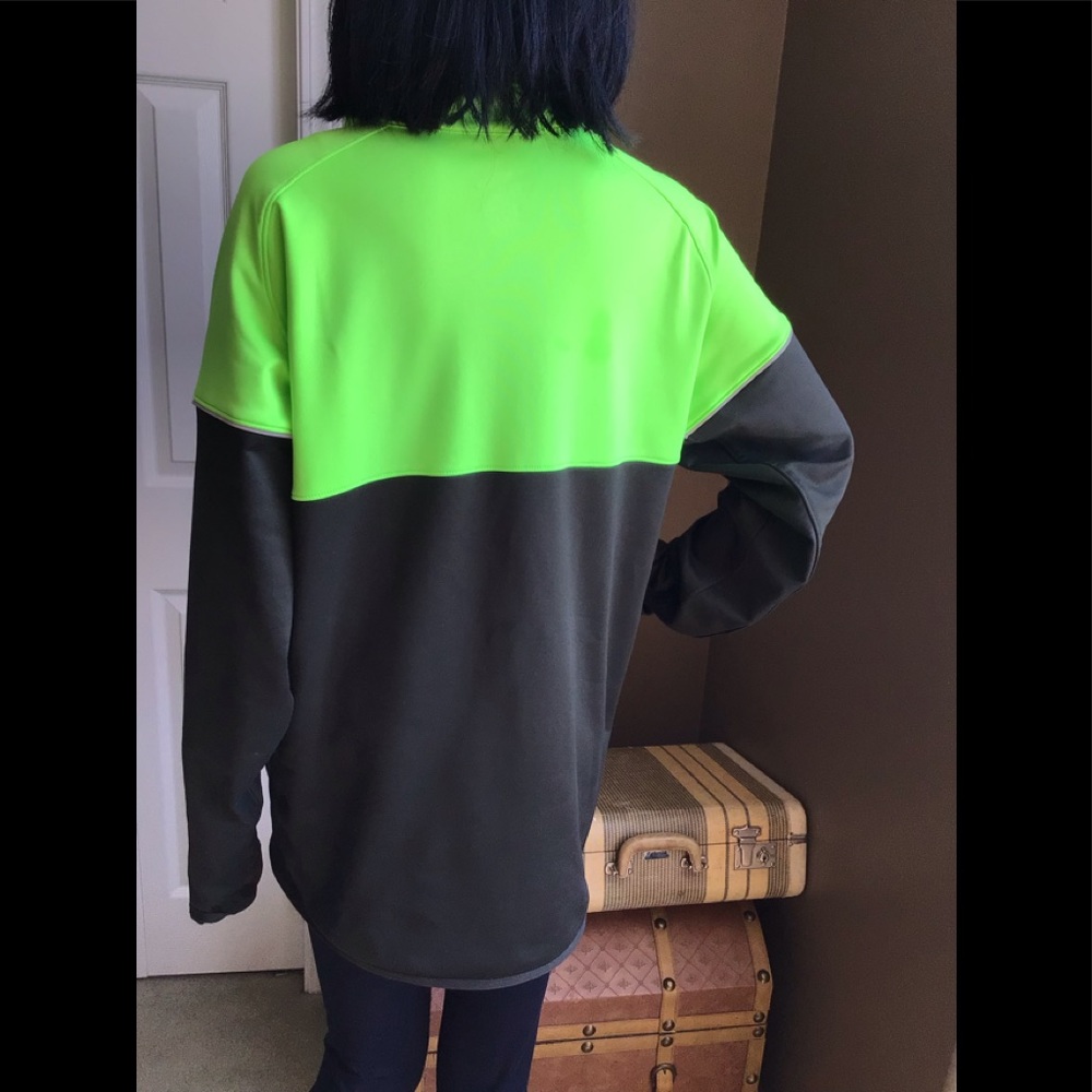 Nike Dri-Fit Lime Green and Black Jacket - Picture 7 of 11